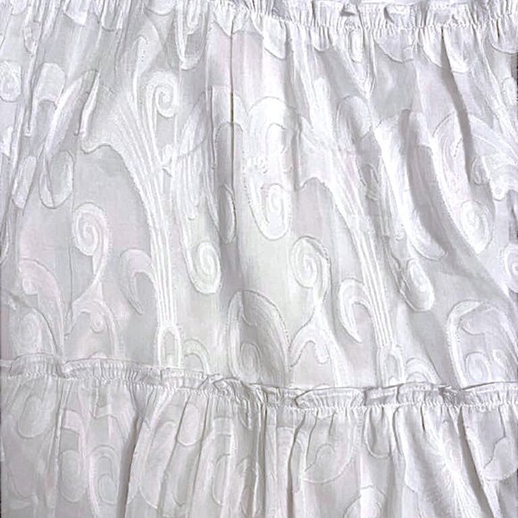 Lilly Pulitzer Hadly Smocked Maxi Dress in Resort White NWT - Size Medium - Picture 5 of 8